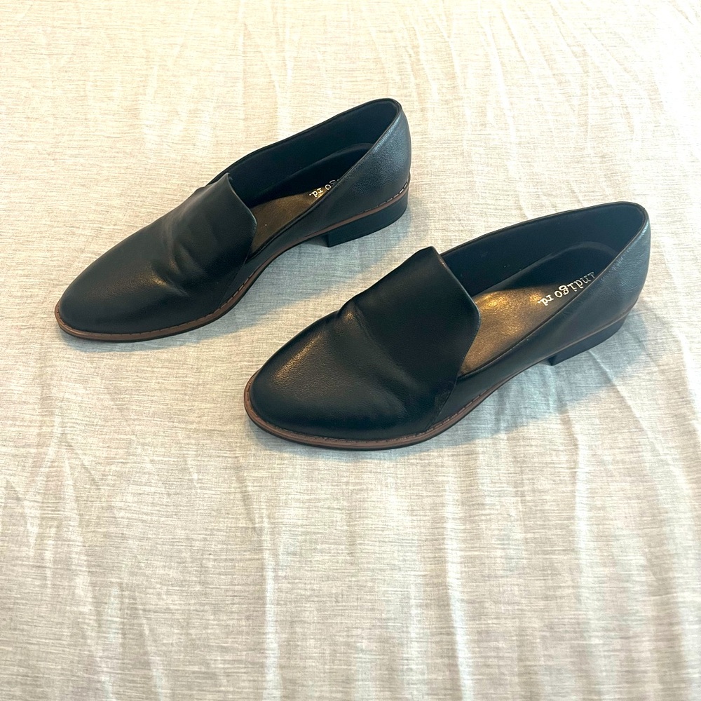 Indigo Rd. Black Work Flats Loafers